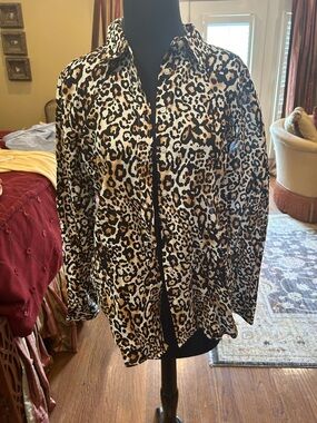 Talbots Leopard Print Button-Up Shirt Black & Brown Ivory Medium NWOT